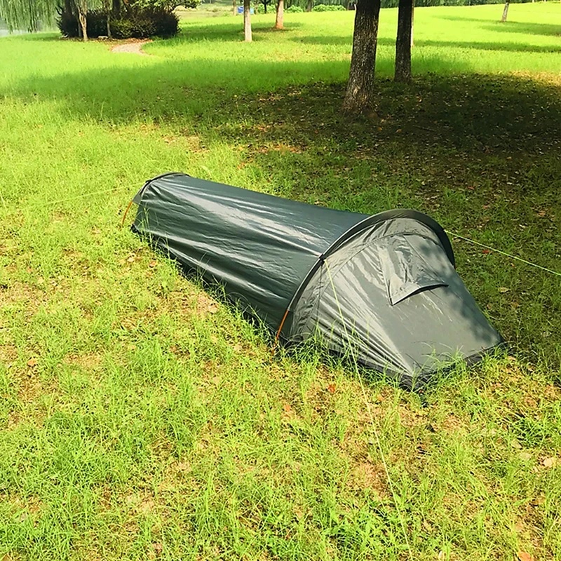 一人用キャンプテント、超軽量コンパクト寝袋、大容量防水バック - Emergency Mylar Tent のレビューと価格